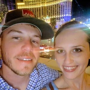 Meet your Posher, Ev